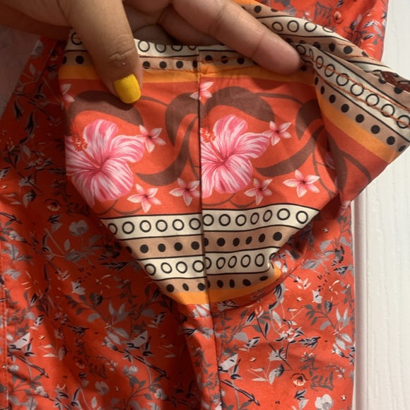 Emery Rose Dress - Picture 6 of 6